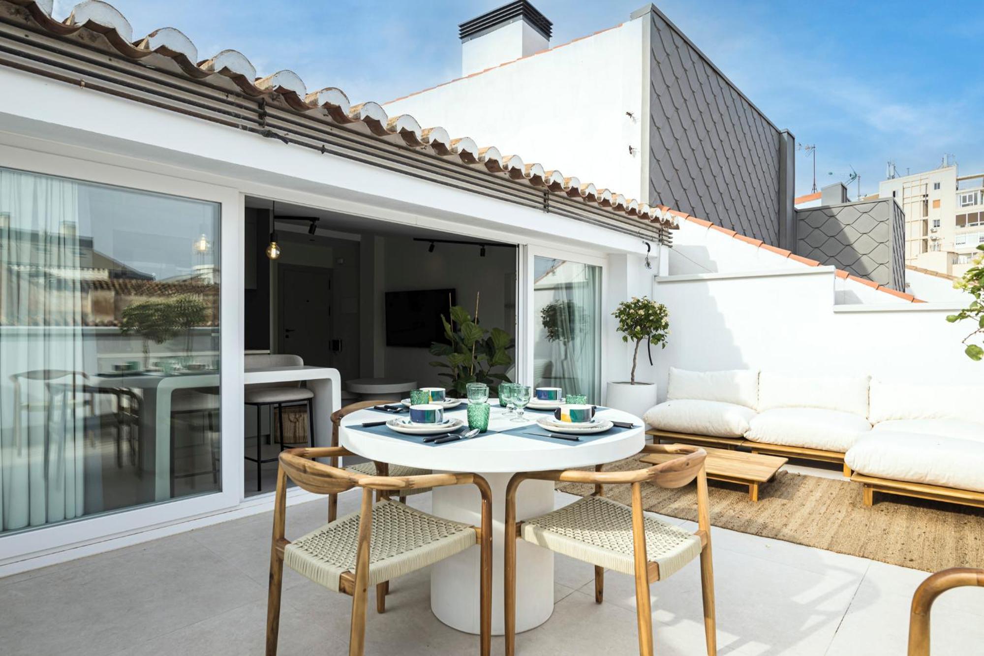 Atarazanas Suite, Atico Con Terraza Málaga Eksteriør billede